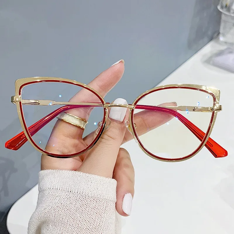 8327 Photochromic Hot Sale Ladies Metal Cat Eye Eyeglasses Frame Anti Blue Light Optical Computer Glasses Frame Anti Reflection