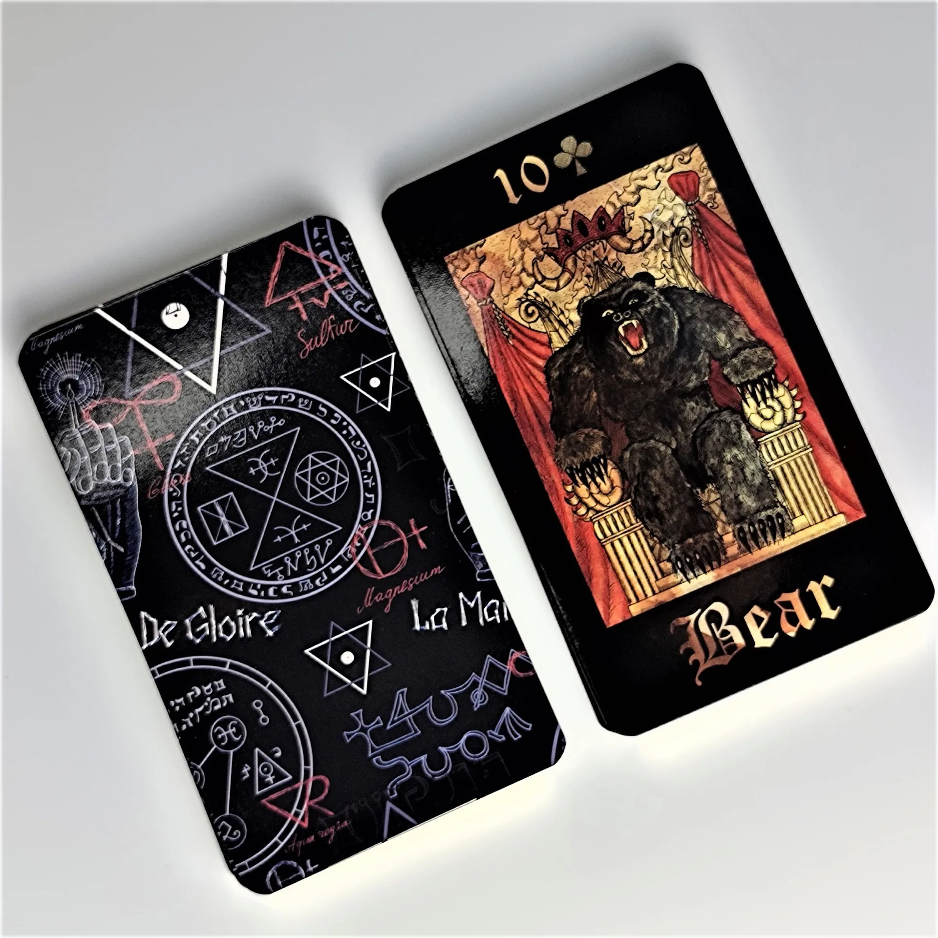 Oracular Tarot Card Set Knight Series English Version Boxed Art Paper 2mm Thickness Embossed Bronzing Process Board Game