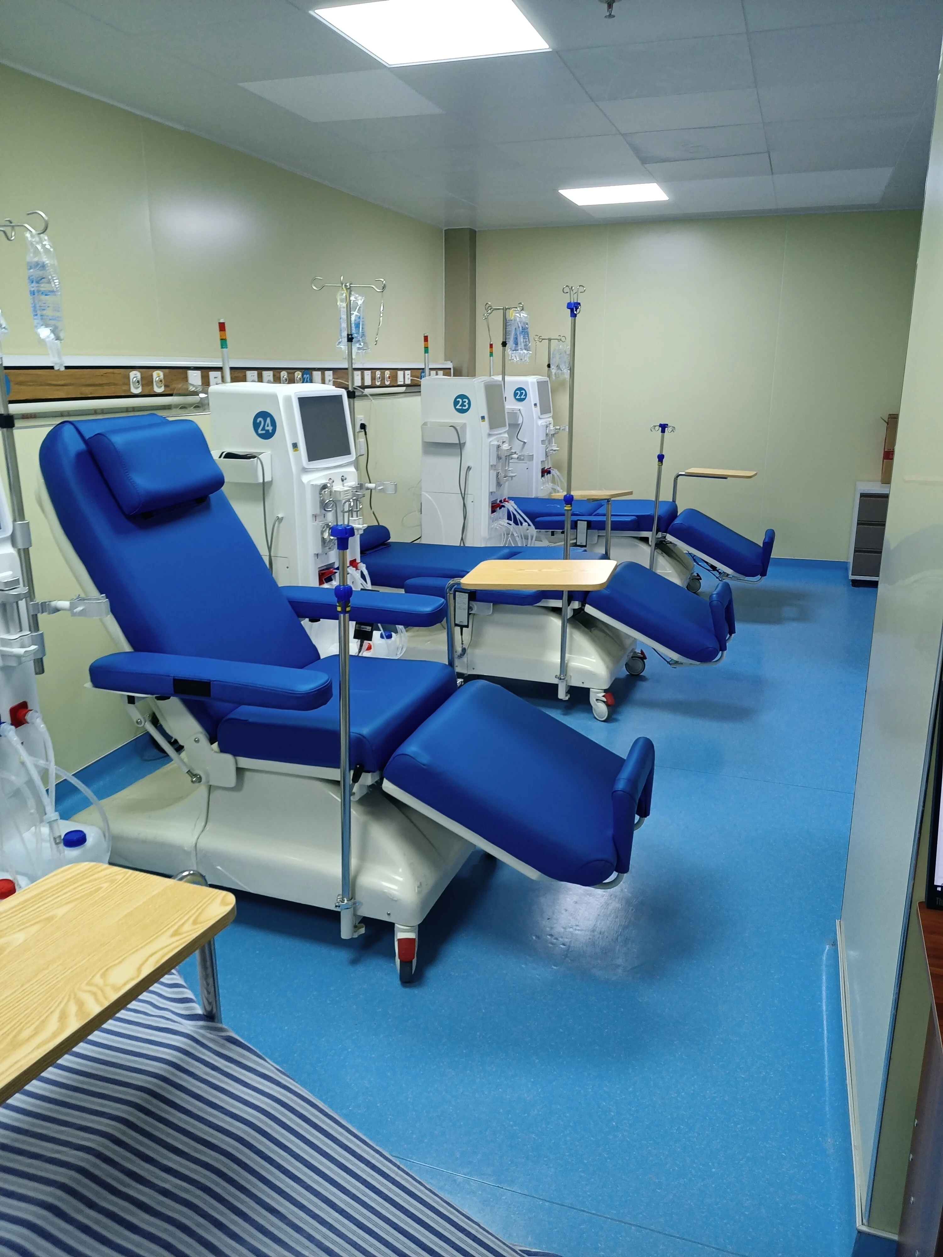 portable hospital phlebotomy dialysis chair for kidney dialysis machine