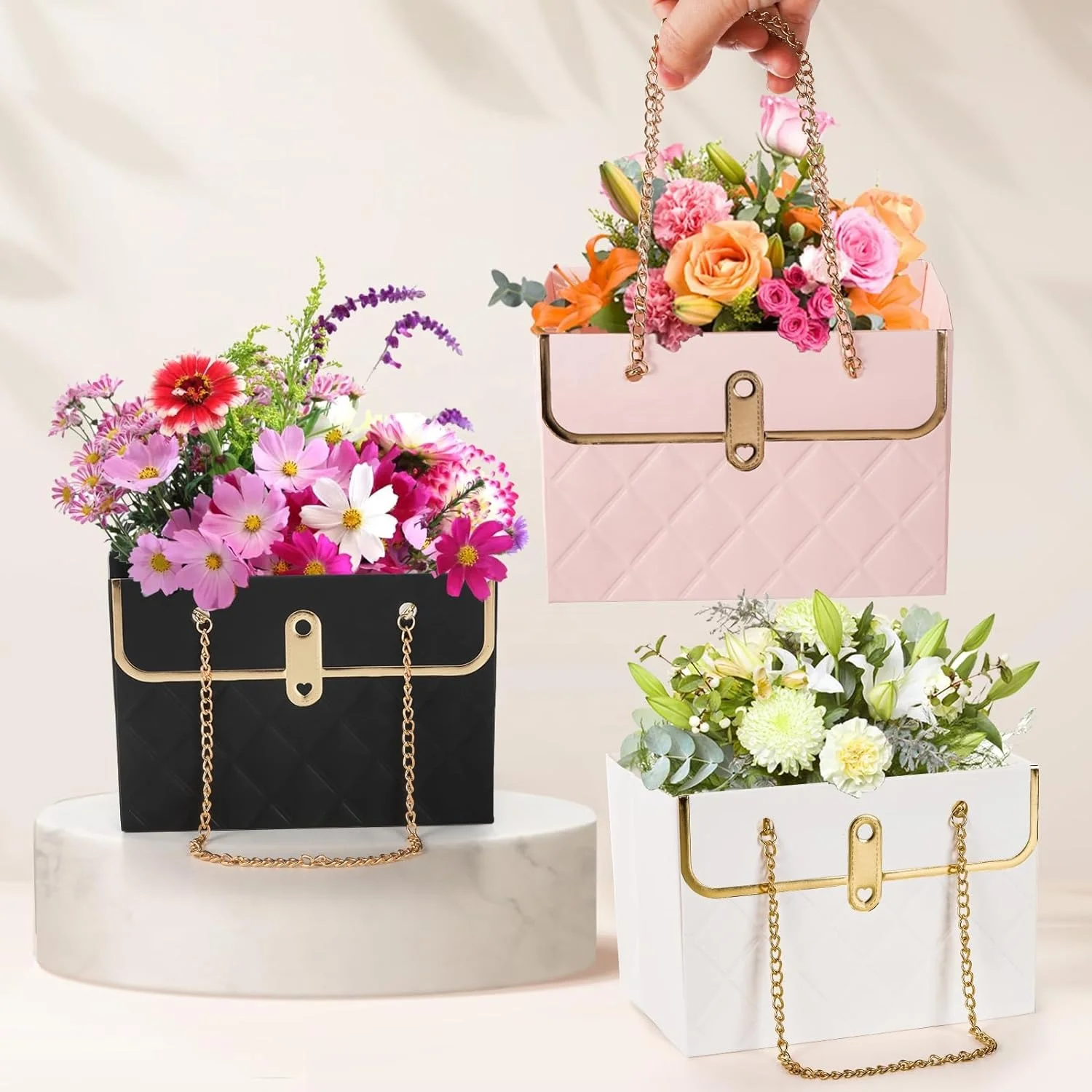 Wedding bouquet flower box with handle, suitable for holiday, party, gift packaging paper bags