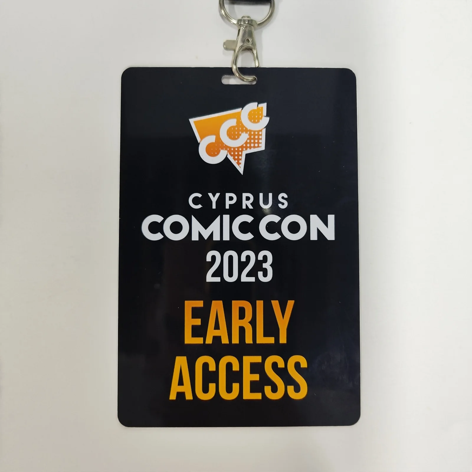 Custom Logo PVC Events Expos Conferences ID Cards and Neck Lanyard, ID Badge holders, VIP Early Access Cards