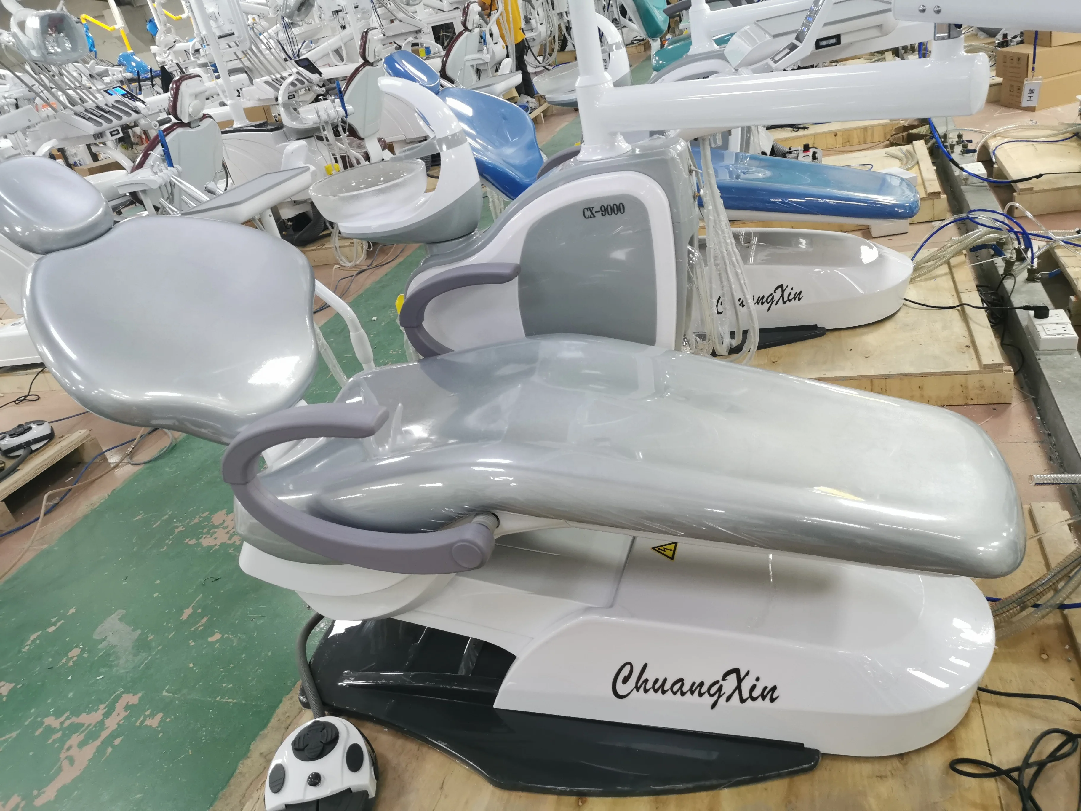 Новейшая стоматологическая установка Foshan Factory Электрическая Обработка стоматологическое кресло CX-9000(20)