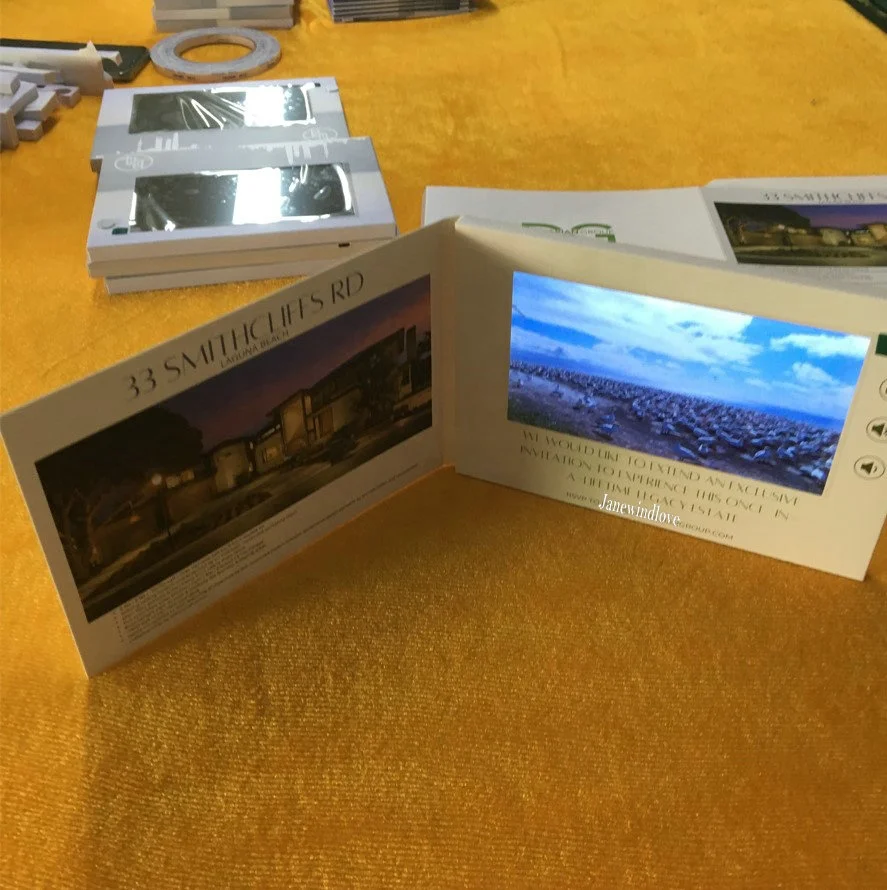 Custom printing advertising promotion video brochure lcd screen high quality 7inch video player digital card with lcd screen