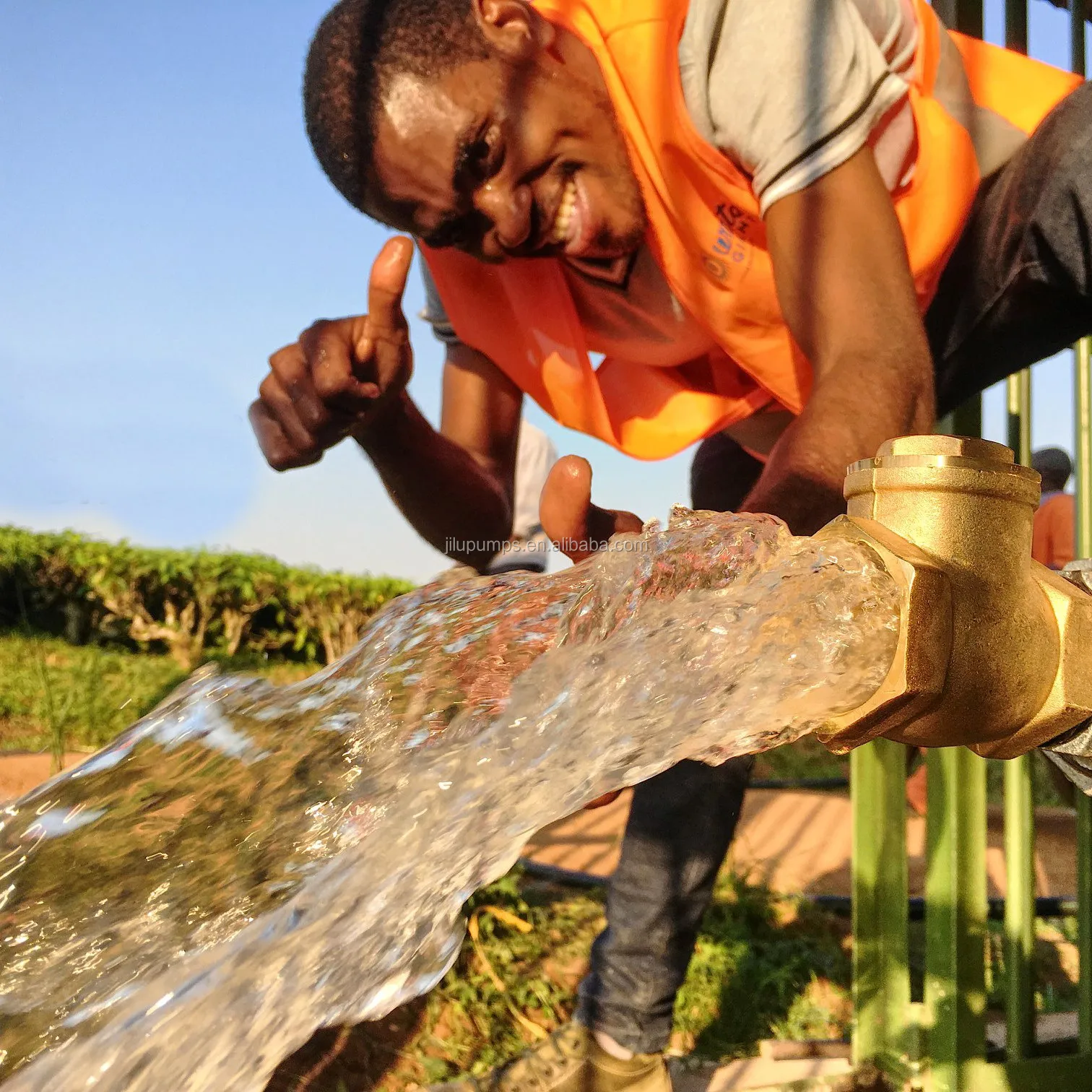 4SSC96750 1HP Solar dc submersible water pump with RS485 or india market price