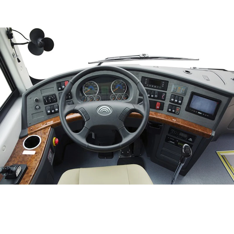 Second hand bus YuTong ZK6110 BUS 47seats passenger bus