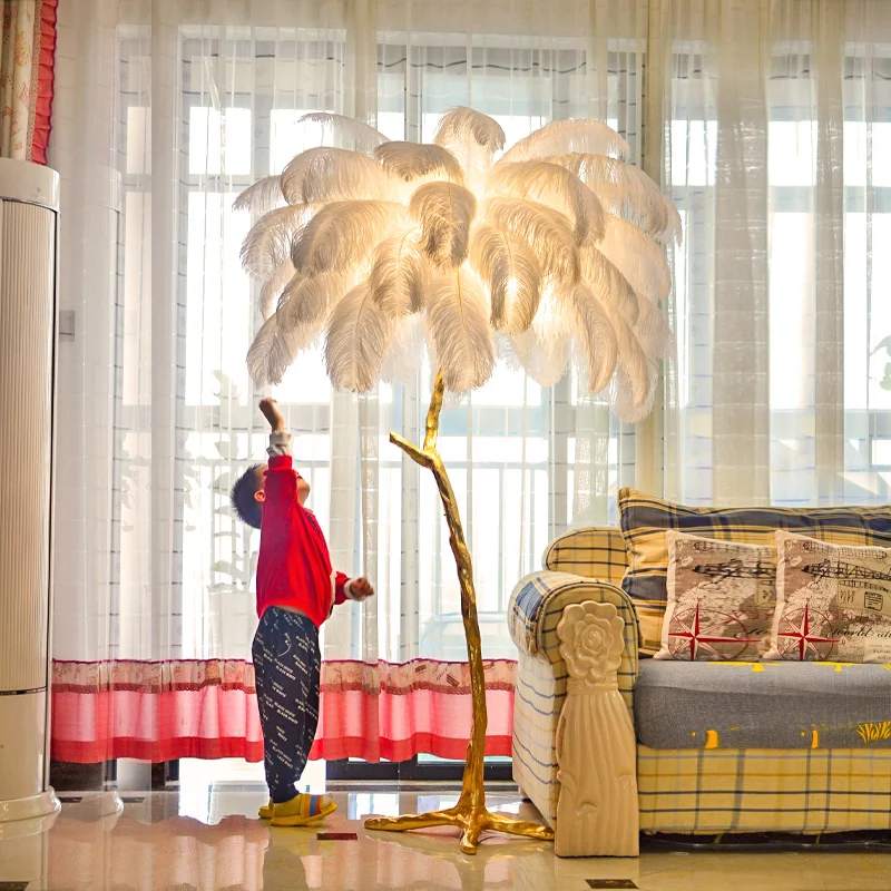 Badu роскошный страусиный перо дерево Подставка СВЕТОДИОДНЫЙ торшер Креативный Европейский стиль синий красный розовый оттенки украшение для дома гостиная
