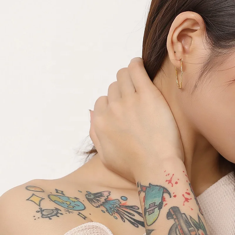 Vianrla 925 Sterling Silver 18k Gold Plated Hoop Earring with Special Shape