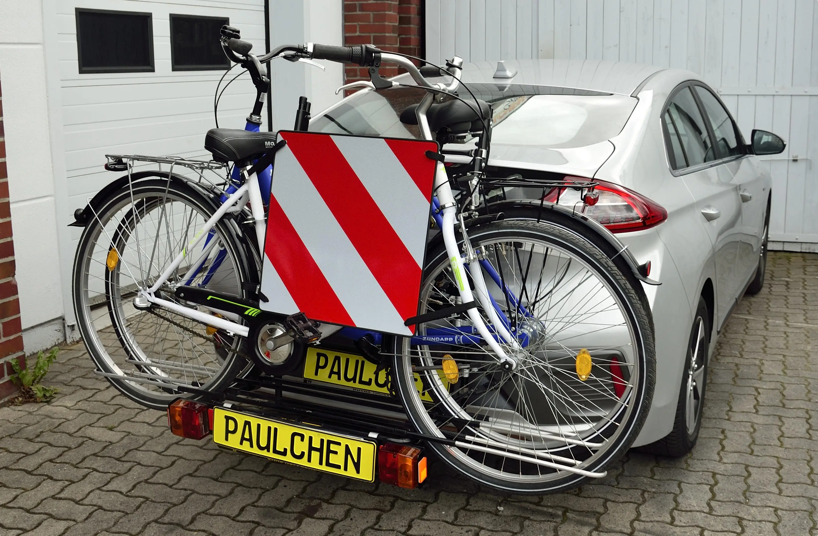 Reflective Bicycle Racks Carrier 50 x 50 cm Red White Eyelets 2 In 1 Italy Spain Aluminum Reflective Rear Warning Plate Sign