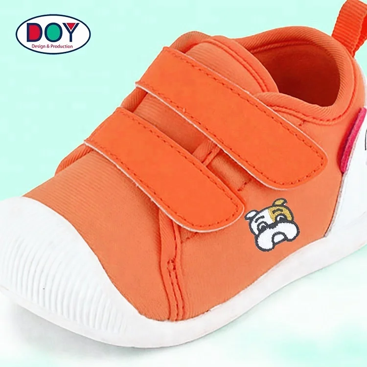 Custom Cute Cartoon Animals Logo Mini Embroidery Patches for Shoes