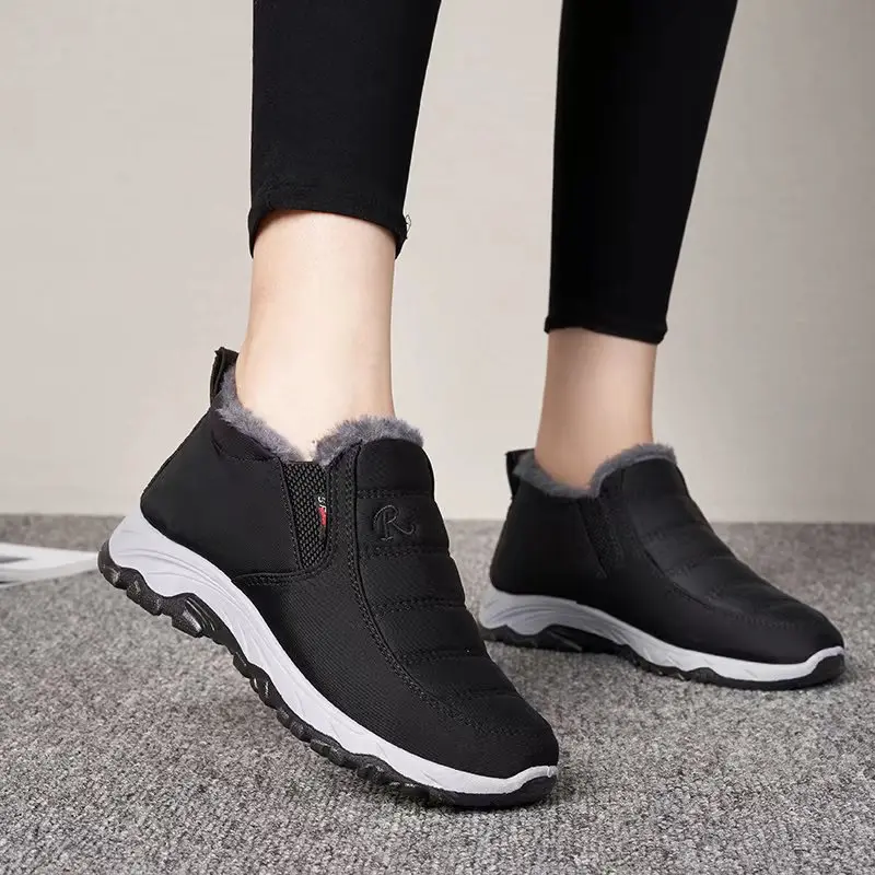China Low Price Sport Sneakers For women Outdoor Running Casual Shoes Lightweight Fashion Sneakers