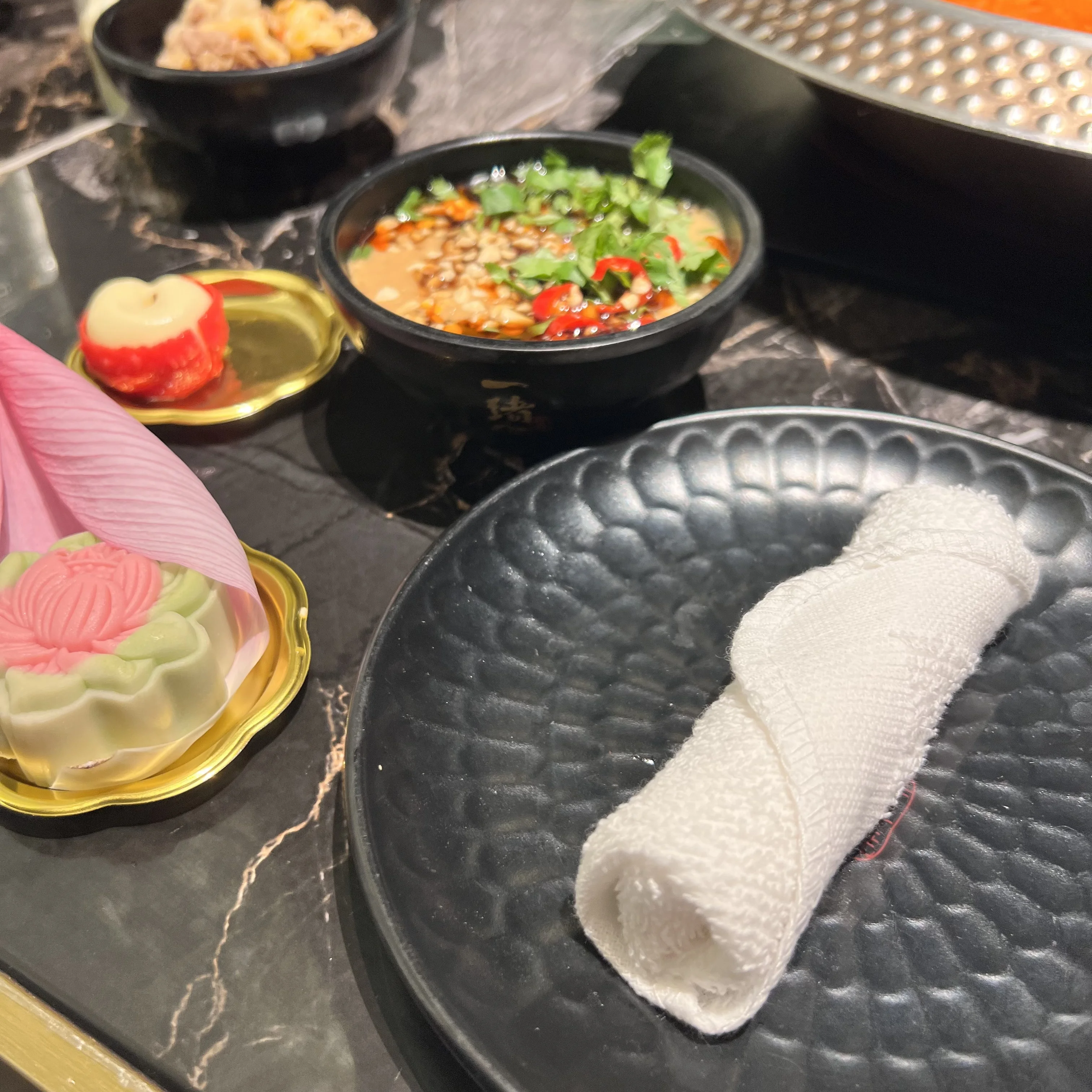 bleach Cotton white small disposable hand face hot and cold oshibori towels for restaurant