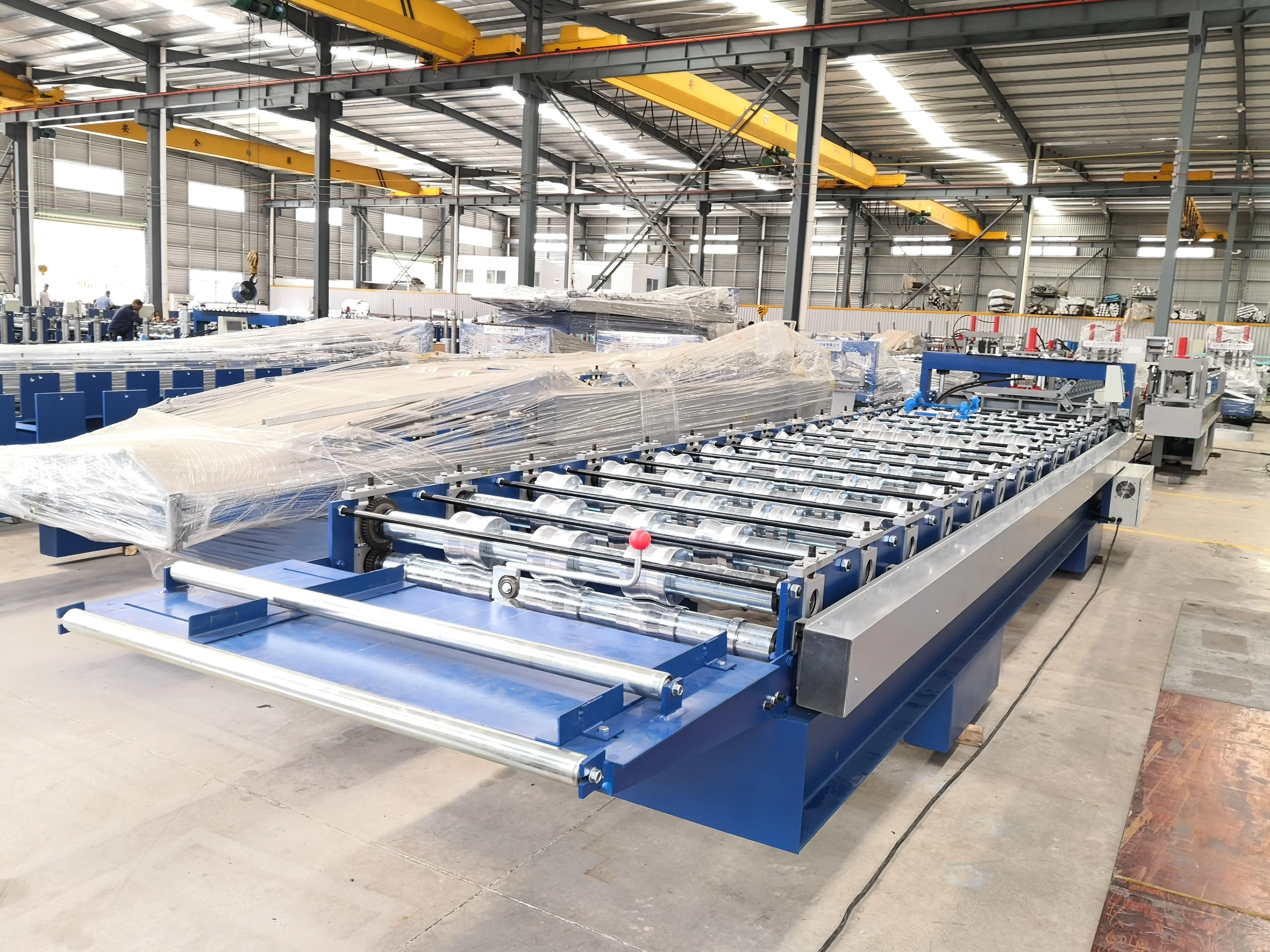 Машина для формирования металлических кровельных листов машин железного листа IBR плитка по изготовлению кровельной панели профилегибочная машина