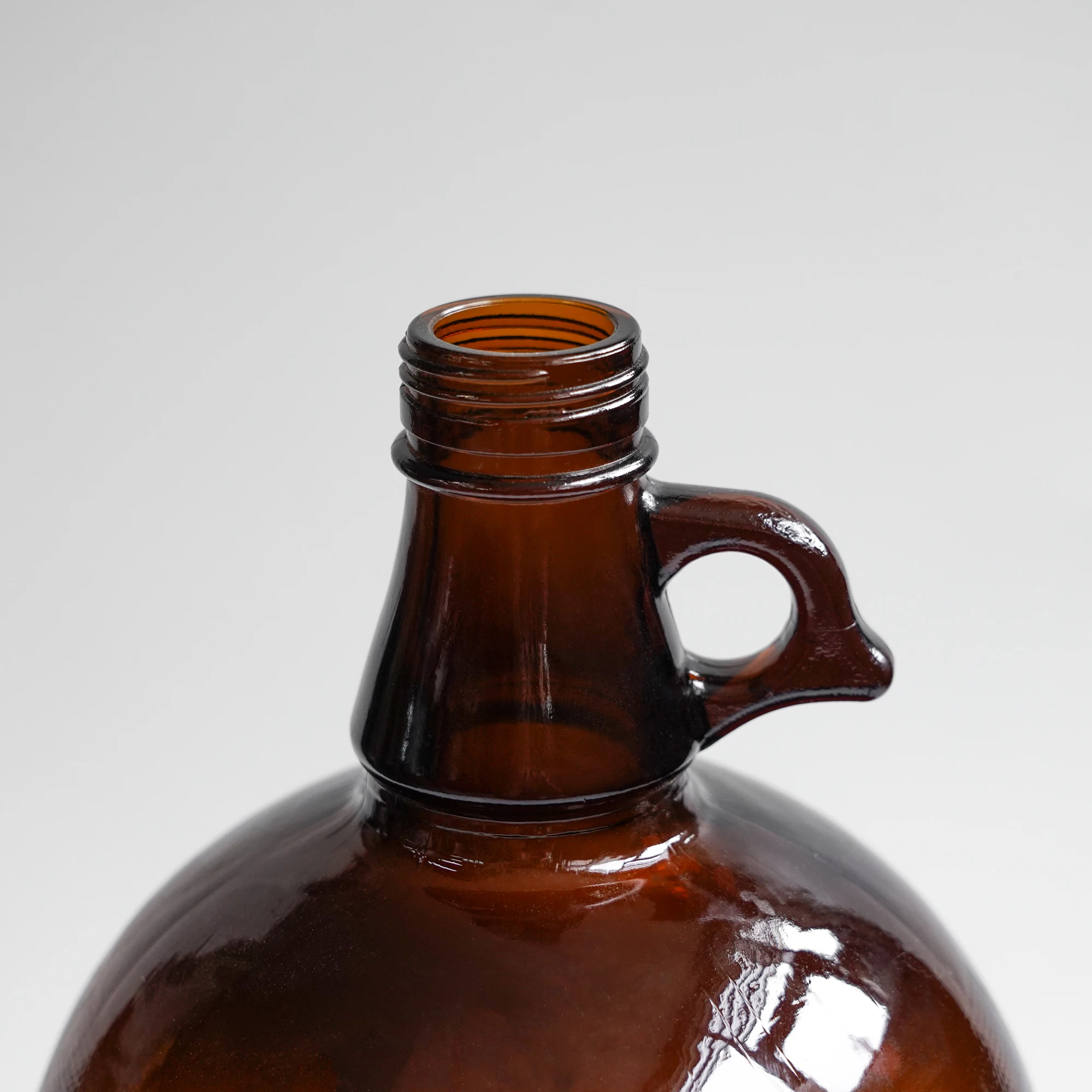 Factory wholesale amber large beer glass bottles super large capacity glass bottle Largest amber glass bottle