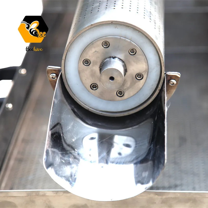 Automatic Beeswax Separator Screw Type Honey Extruding Machine 304 Ss Electric Wax Press Machine Beekeeping Equipment