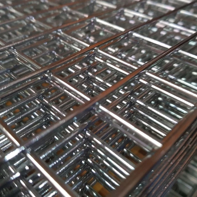 High Quality Stainless Steel Welded Wire Mesh Electro Galvanized Welded Iron wire mesh