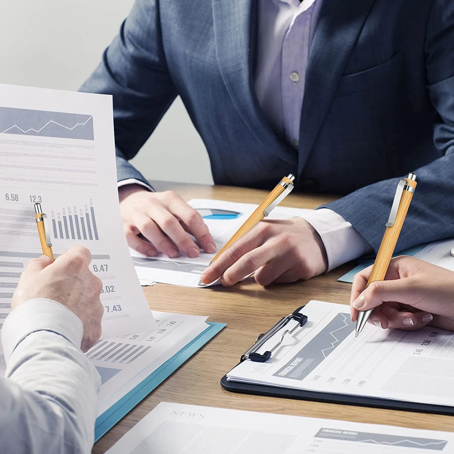 Promotional Bamboo Pen Custom Logo Eco Friendly Gel Ballpoint Pens High Quality Recycled Modern Luxury Pencil Gift Set