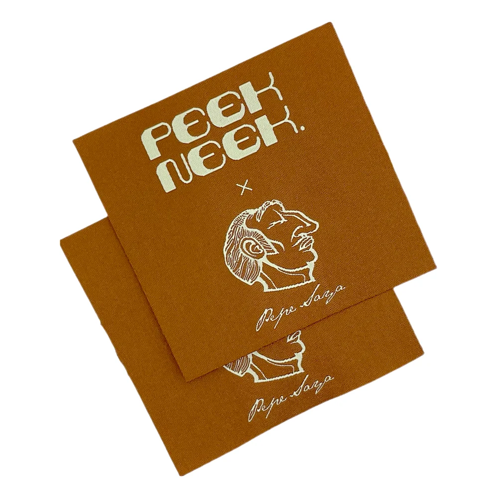 Jiangsu Golden Way Factory for Sale Ogo Hot Cut Tags Weaving Woven Knitted Hat Labels Custom Floral Carpet Woven Label