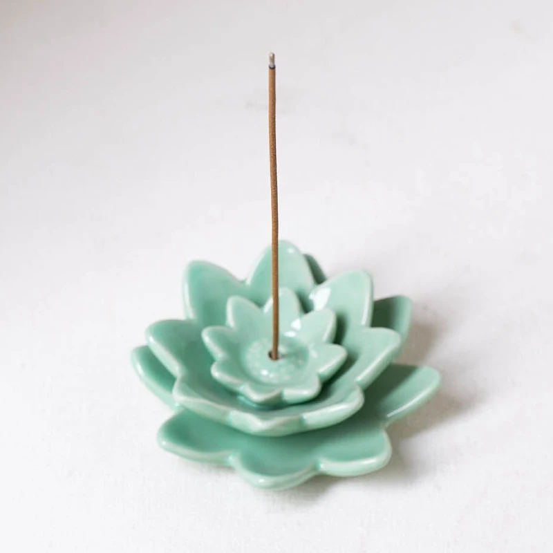 YUANWANG Wholesale Incense Holders Custom Ceramic Lotus Incense Burner Incense Joss Stick Holder