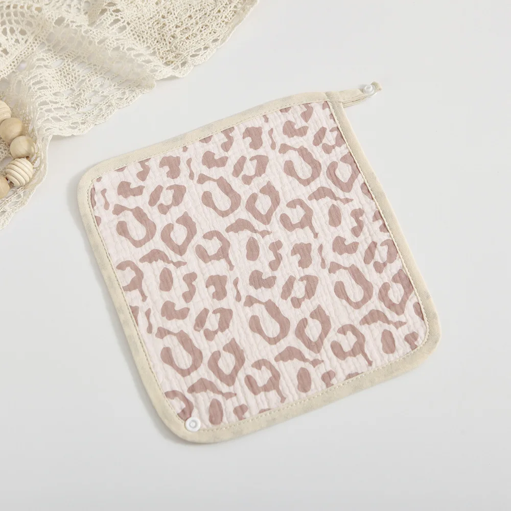 Wholesale Baby Muslin Cotton Washcloths baby Comforter Towel 4 layer Small Square Wash cloth Face Towel for baby