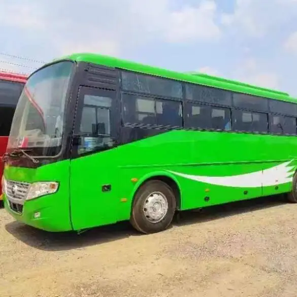 Высококачественный Подержанный автобус Yutong 60 мест новые шины сиденья