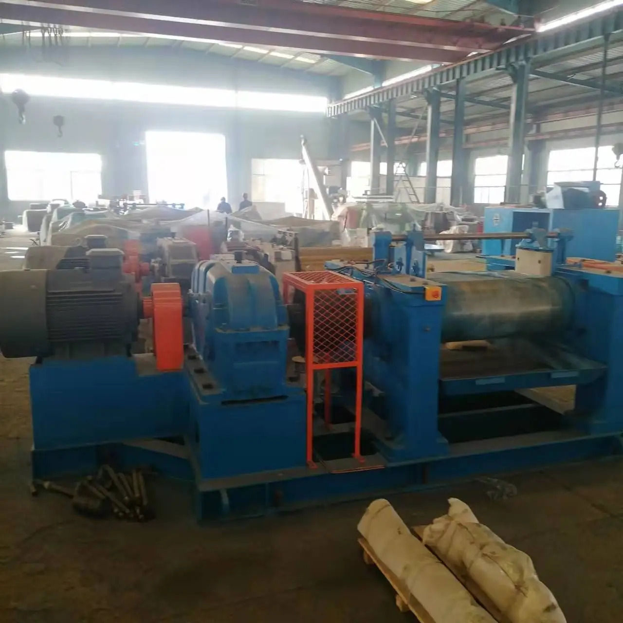 XKJ-450 Two roll Rubber Refiner Machine waste tyre refinery processing machinery