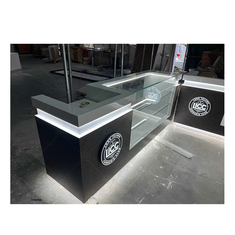 Fashion Dispensary Furniture Cigar Retail Show Case Displays With LED Lights For Smoke Shop