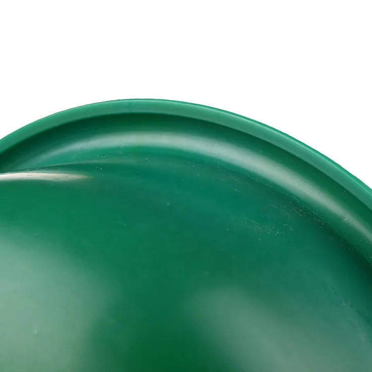 Good Quality 5L Nylon Bottle Drinking Bowl Water Bowl with Cow