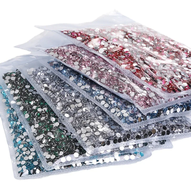 Glittering Flatback Rhinestones for Clothing and Accessories