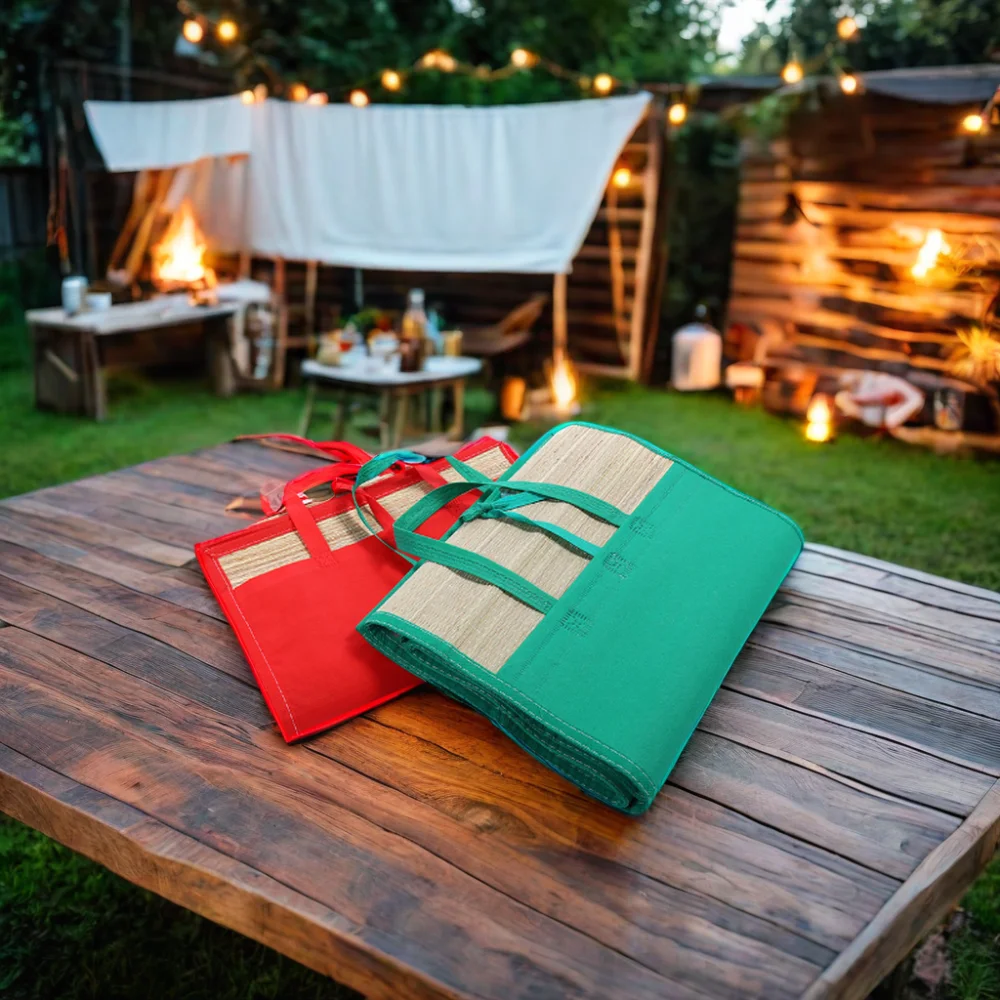 Portable Folded Beach Mat Adult Foldable Straw Printed Mattress Waterproof and Dampproof Made of Polyester for Camping