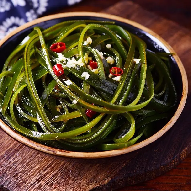 Seafood snacks seaweed strips fruit and vegetable snacks instant food 30 gram per bag 20 bags 600 gram