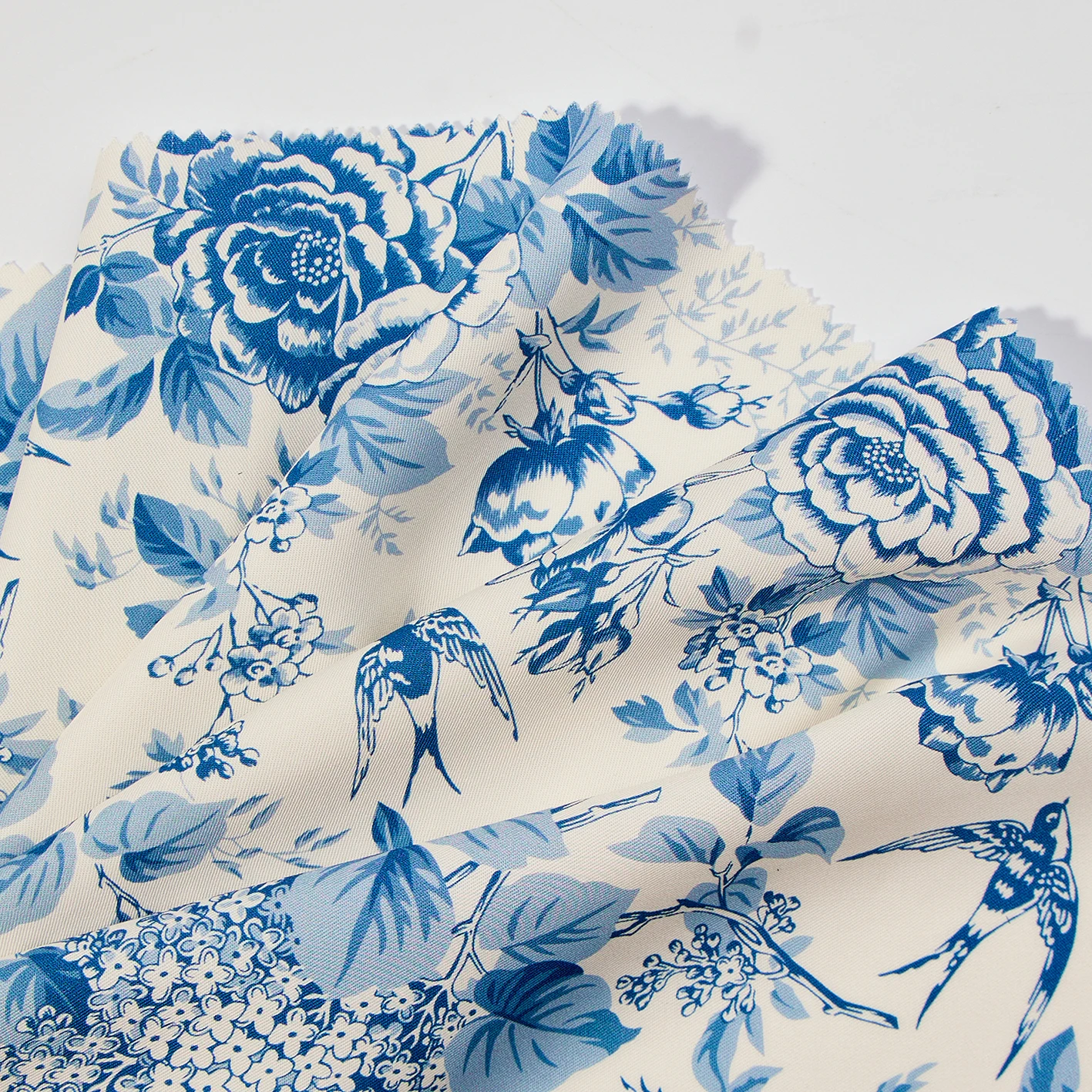 Горячая Распродажа Экологически чистая 100% Tencel Twill Тяжелая устойчивая ткань для одежды