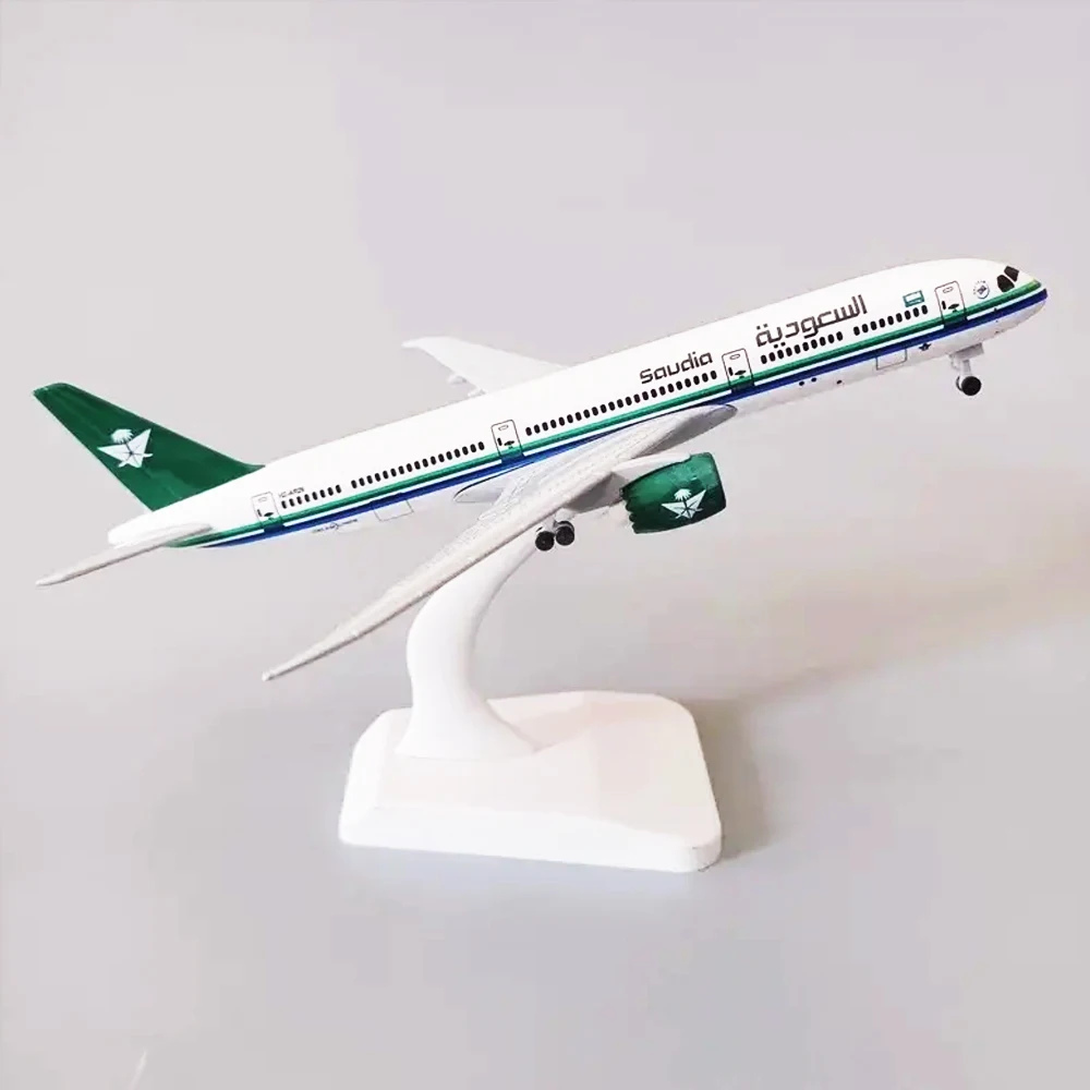 20cm Shandong Metal 1:200 Airlines Boeing B787 Diecast Alloy Metal Aircraft Model with Landing Gear