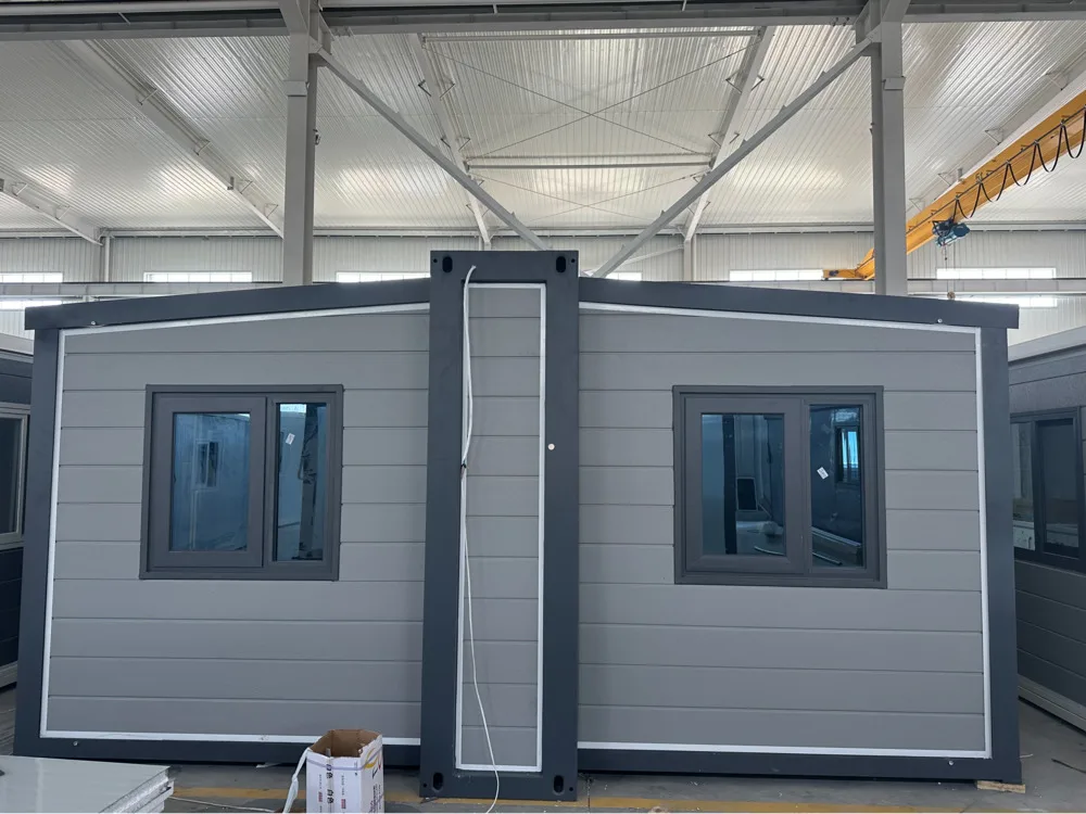 High Quality Extended Foldable 20Ft 40ft Luxury Home Prefab Expandable Container House