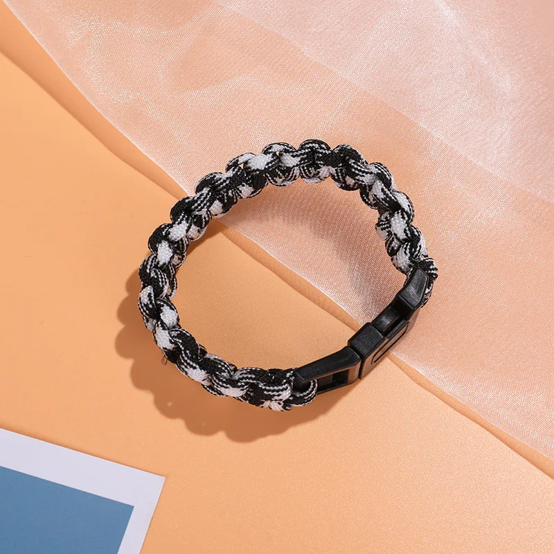 Parachute bracelet manufacturers direct spot wholesale outdoor emergency survival camping escape hand-woven parachute bracelet