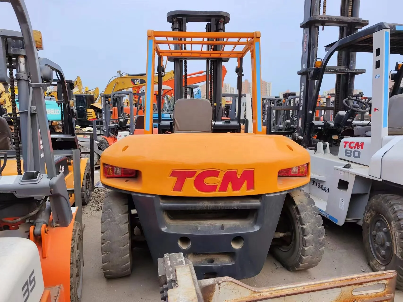 Durable Condition Used Forklift Diesel TCM 70  diesel 2 stage Manual Forklift FD70 for Hot Sale Second Hand TCM Forklift