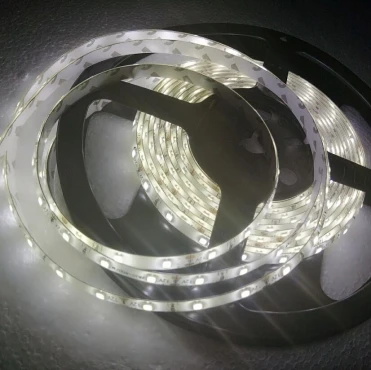 SMD 2835  80 leds/m   4.5V/6V/9v  battery powered  TV   led   strip light