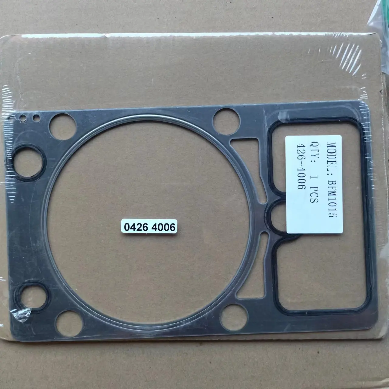 Excavator engine parts engine BFM1015 cylinder head gasket kit Overhaul Repair kit For BFM1015 engine 422-1064 426-4006