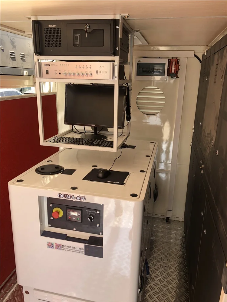 Полноцветный мобильный рекламный фургон 4x2 HOWO P6 P5