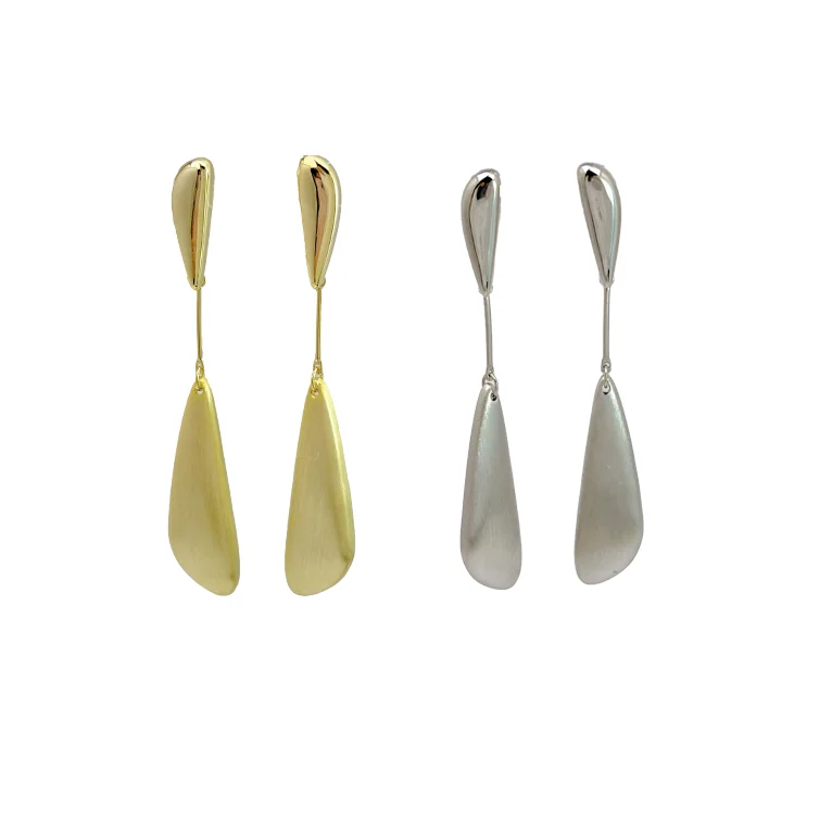 Wholesale High-end Elegant Tassel Geometric Gold Earrings 18k Matte Shiny Copper Women Arabic Gold Earring Designs