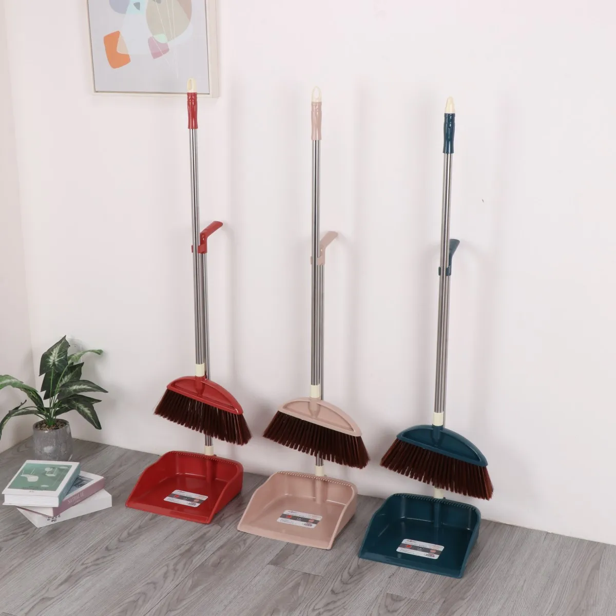 Wholesale Plastic Dust Pan And Upright Stand Up Upgrade Broom Set Dustpan Broom With Handle