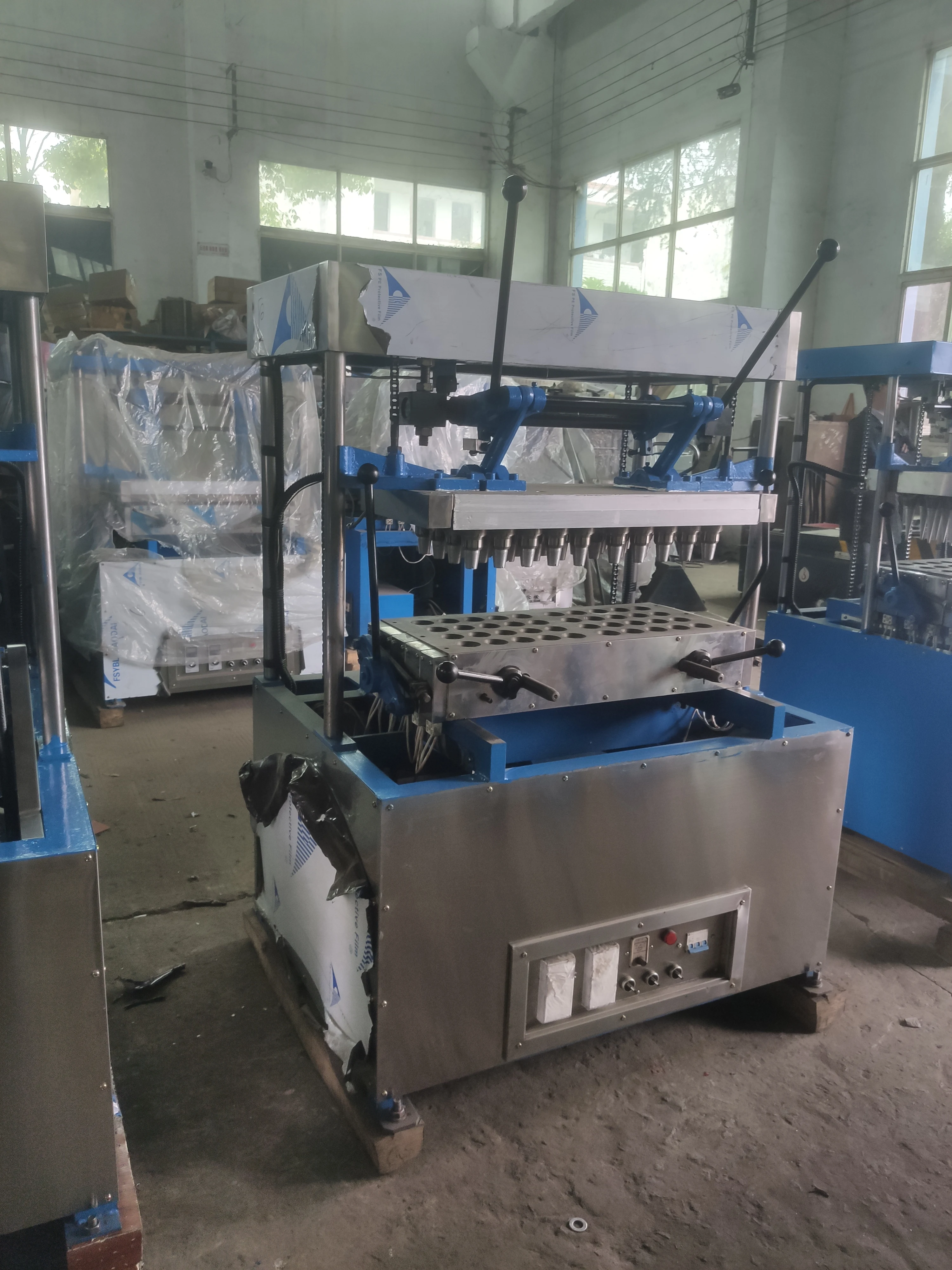 Factory price edible wafer Coffee Cup making machine ice cream wafer cone maker machine