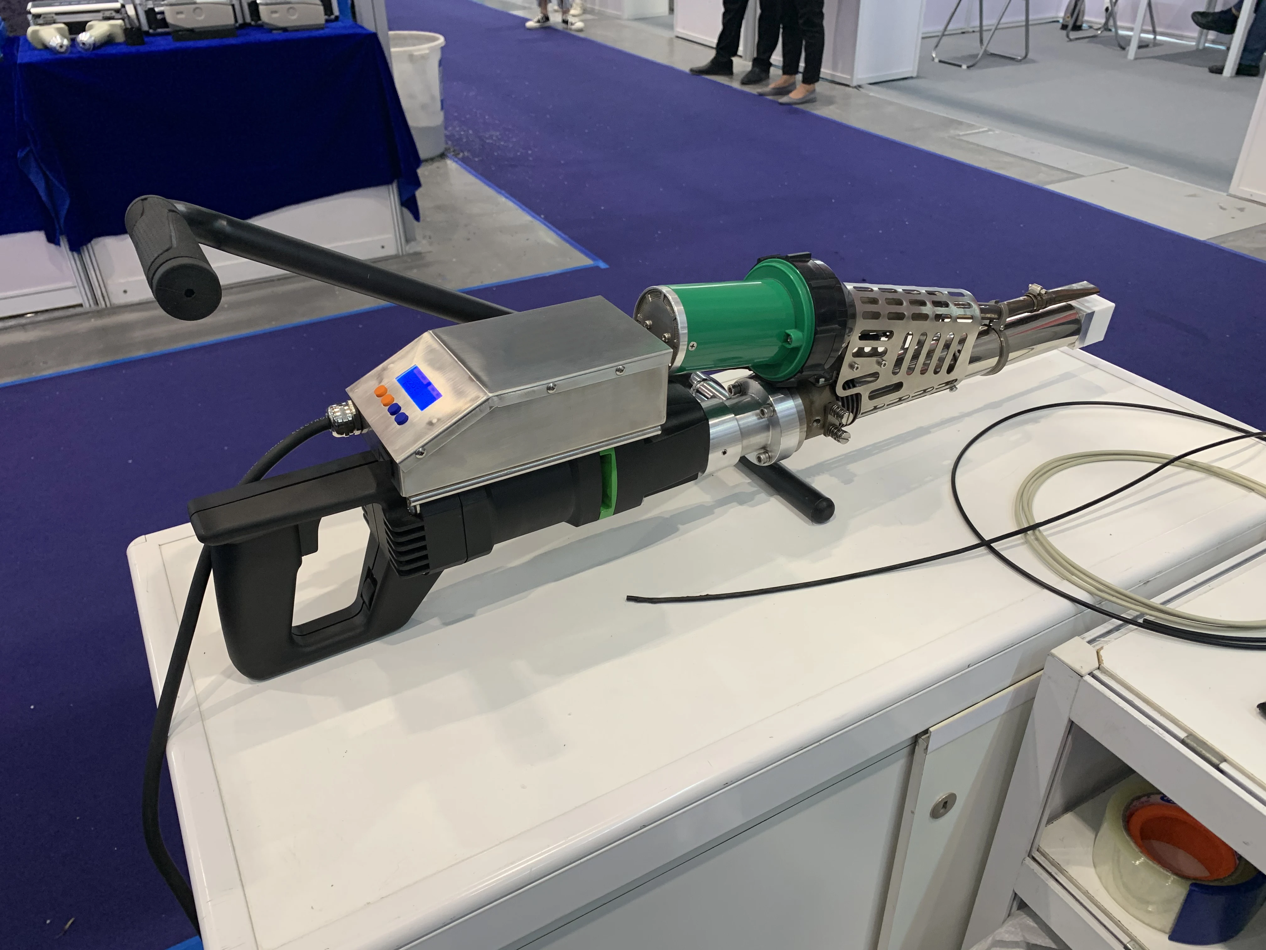 Новый дизайн SWT-NS630A штранг-прессования сварщик Hdpe Экструдер машина с 4 мм и 5 отверстие для подачи eibenstockc двигателя 50/60hz автоматической 800W