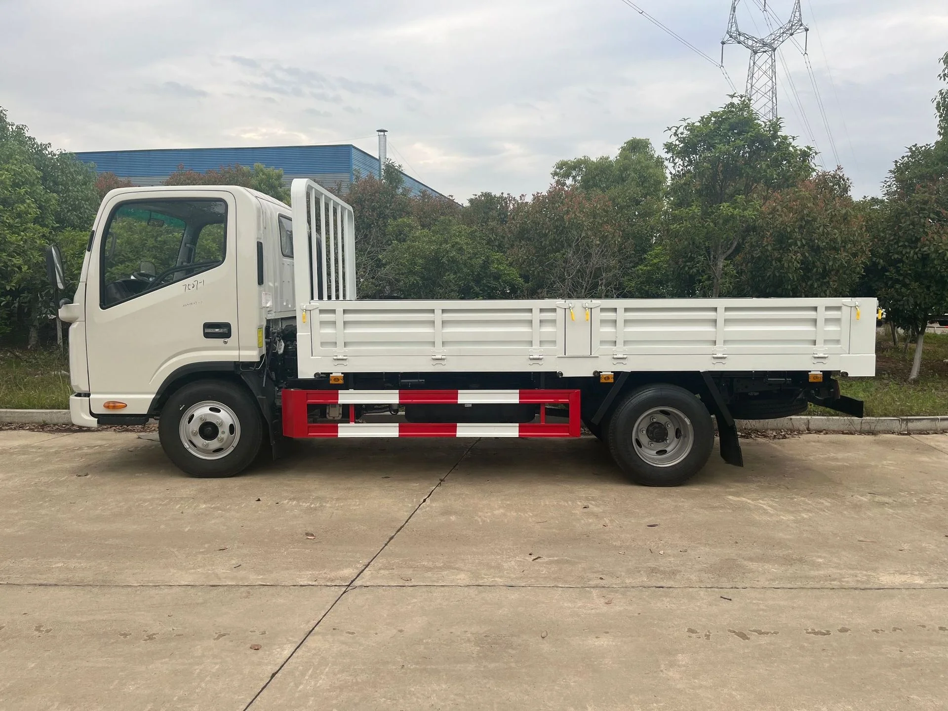 J-AC mini lorry cargo truck 5T loading capacity with cheap price