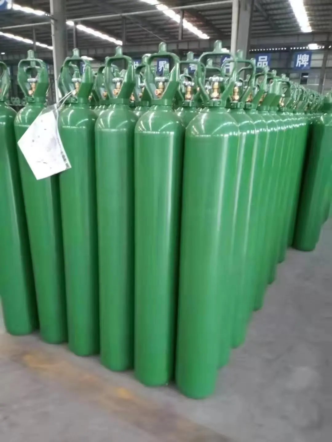 
Factory Price Seamless Hot selling medical oxygen bottle 6L/7L/8L/ 10L/15L/40L/50L Portable oxygen bottle oxygen cylinder 