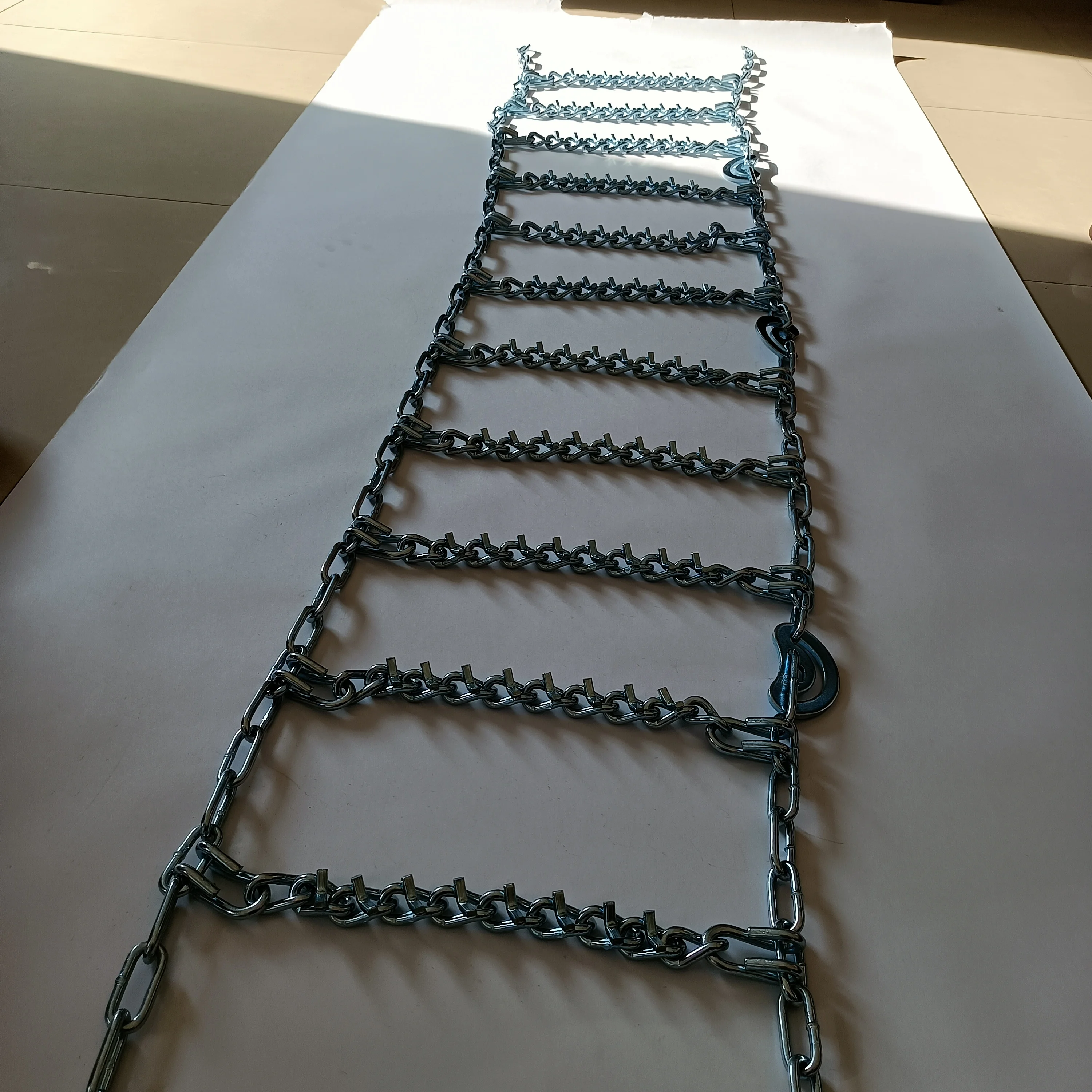 Wholesale Universal Antiskid Snow Chain Tire Security Chain