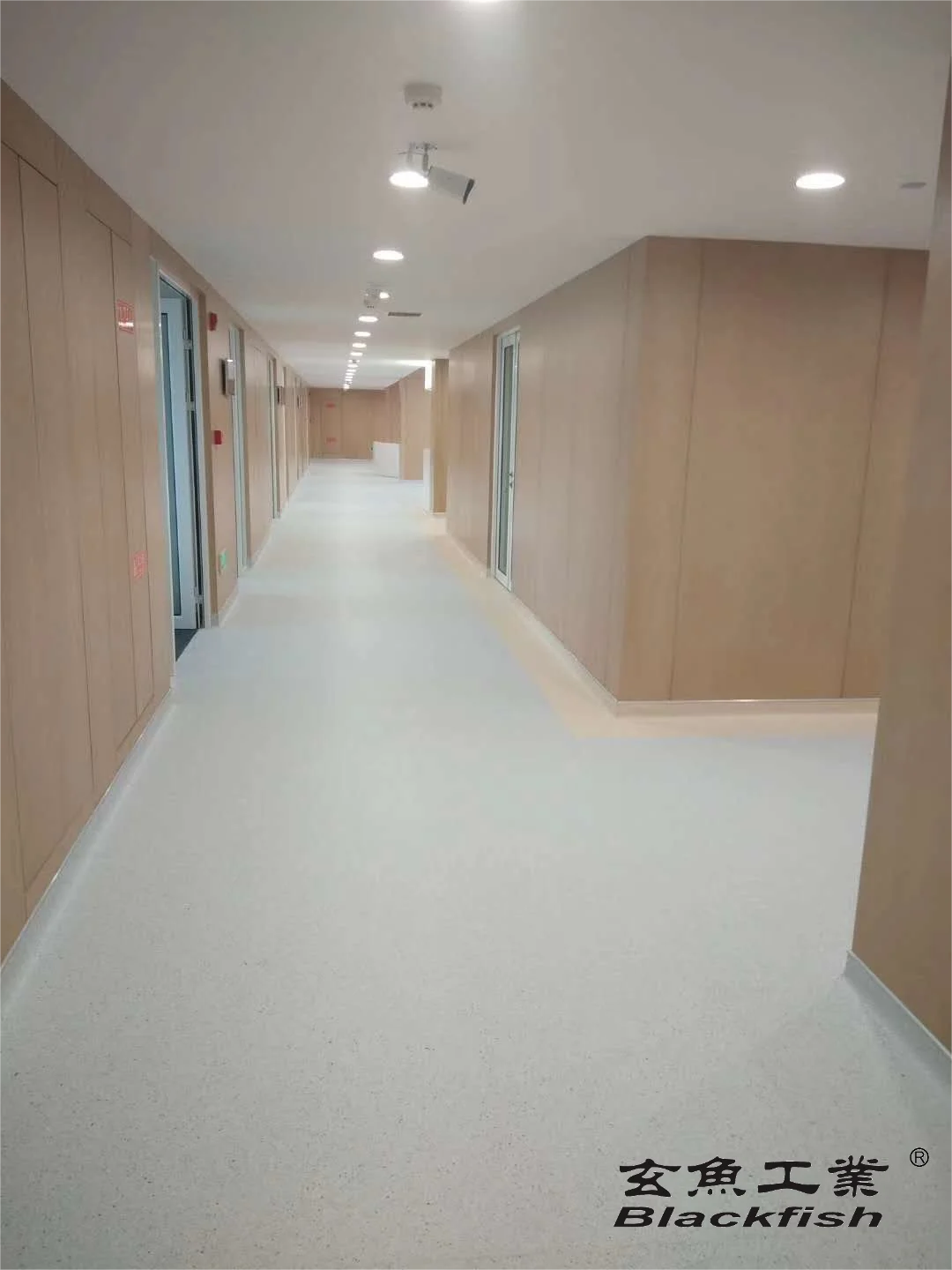 anti bacterial hospital operating room clean room vinyl pvc flooring tile heterogeneous vinyl flooring