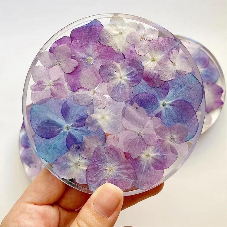 Hot Sell epoxy resin nature dried purple flower design round coaster for tea cups&water glass custom resin coaster