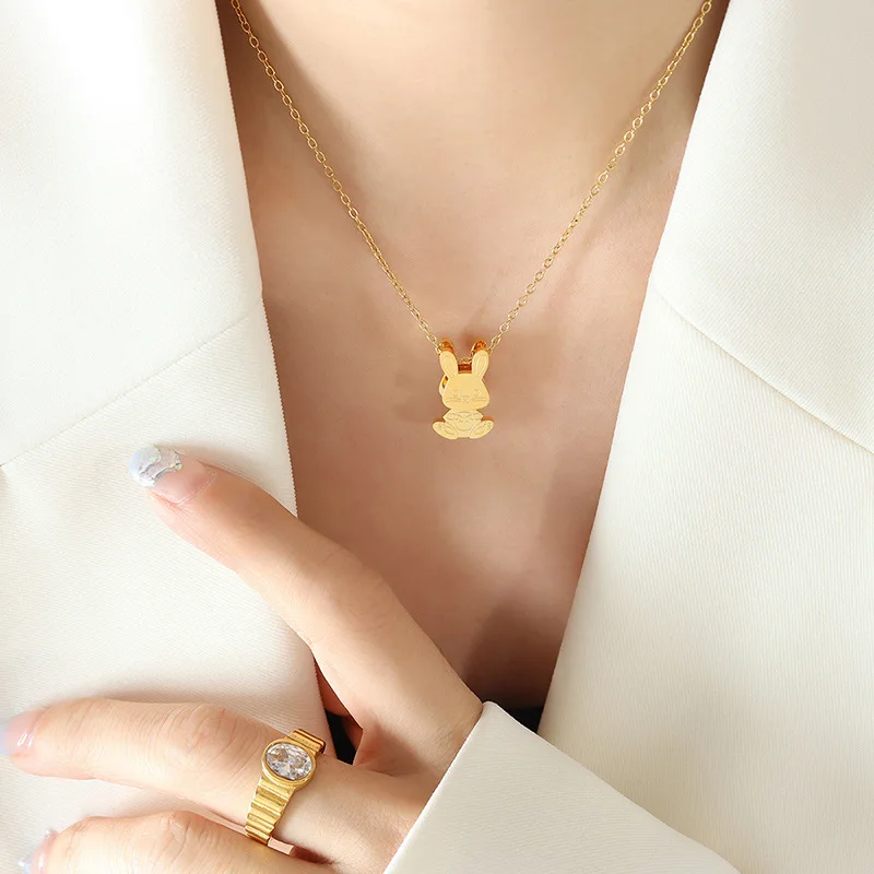 2023 new summer stainless steel 18K gold sweet girl cartoon cute rabbit pendant necklace