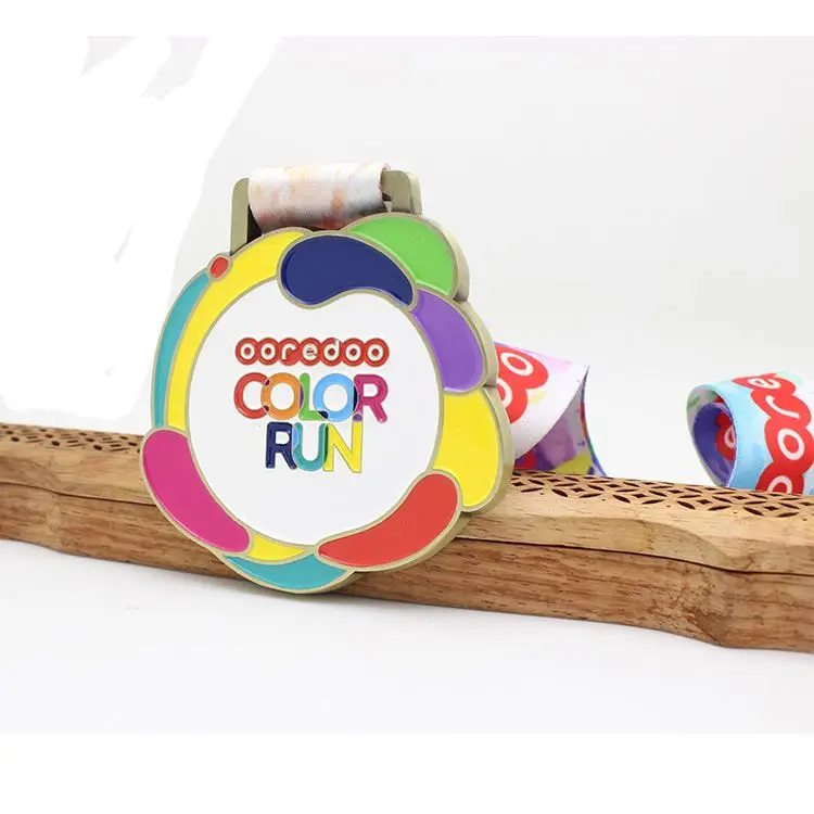 Золотая медаль для занятий тхэквондо логотип на заказ