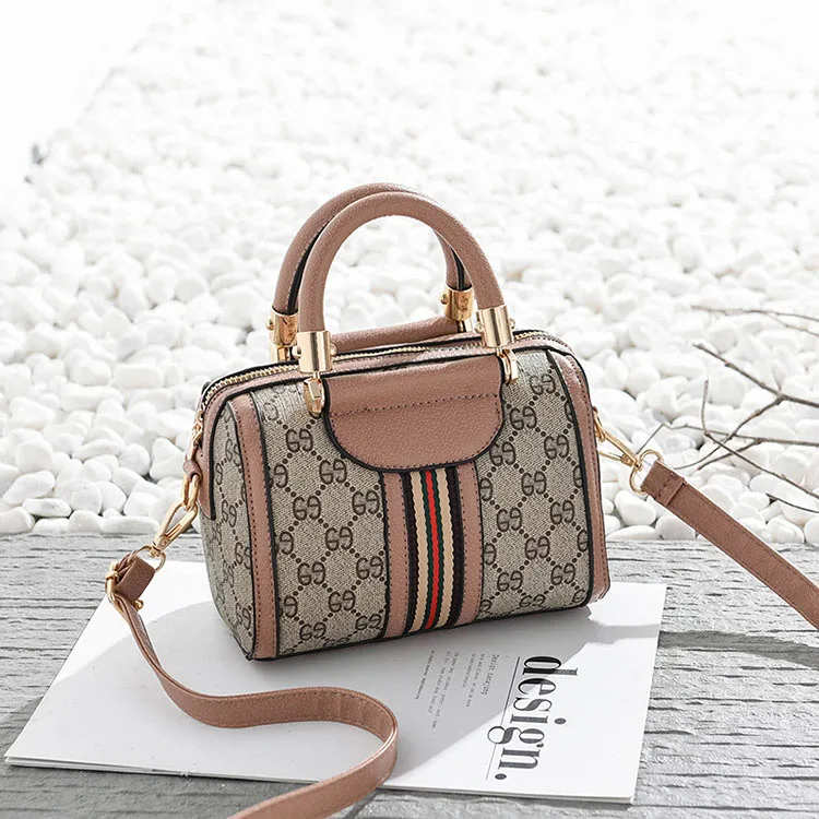 
2020 fashion wholesale trend PU leather woman handbag pillow bag 